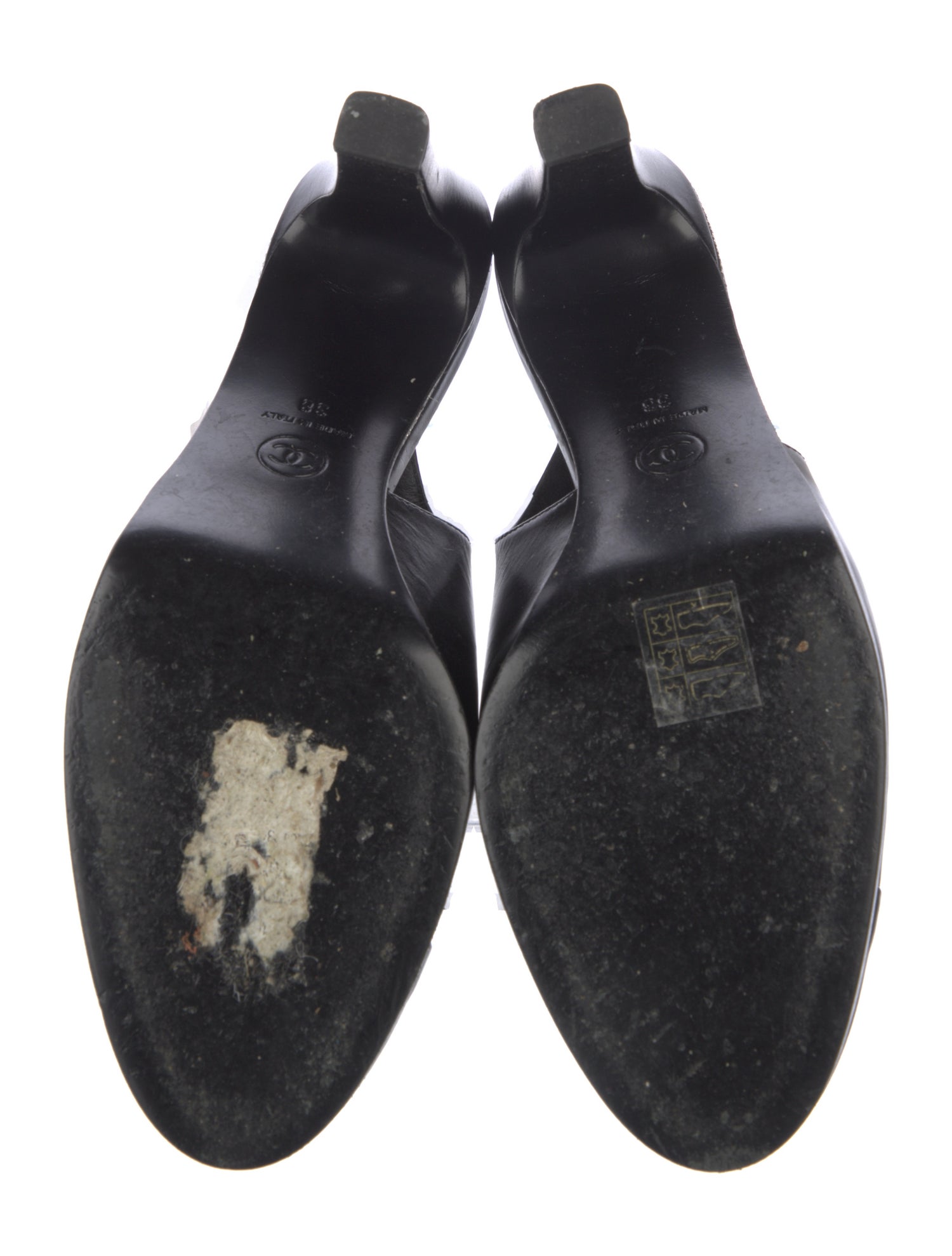 Chanel 2023 Interlocking CC Logo Slingback Pumps